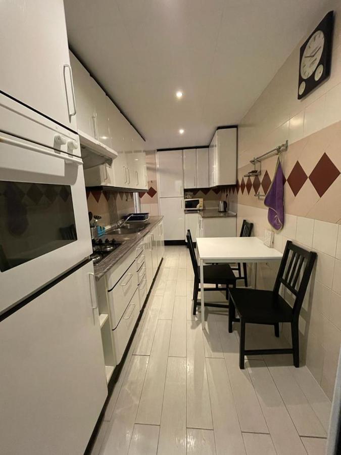 Urgel Habitaciones Barcelona Ngoại thất bức ảnh