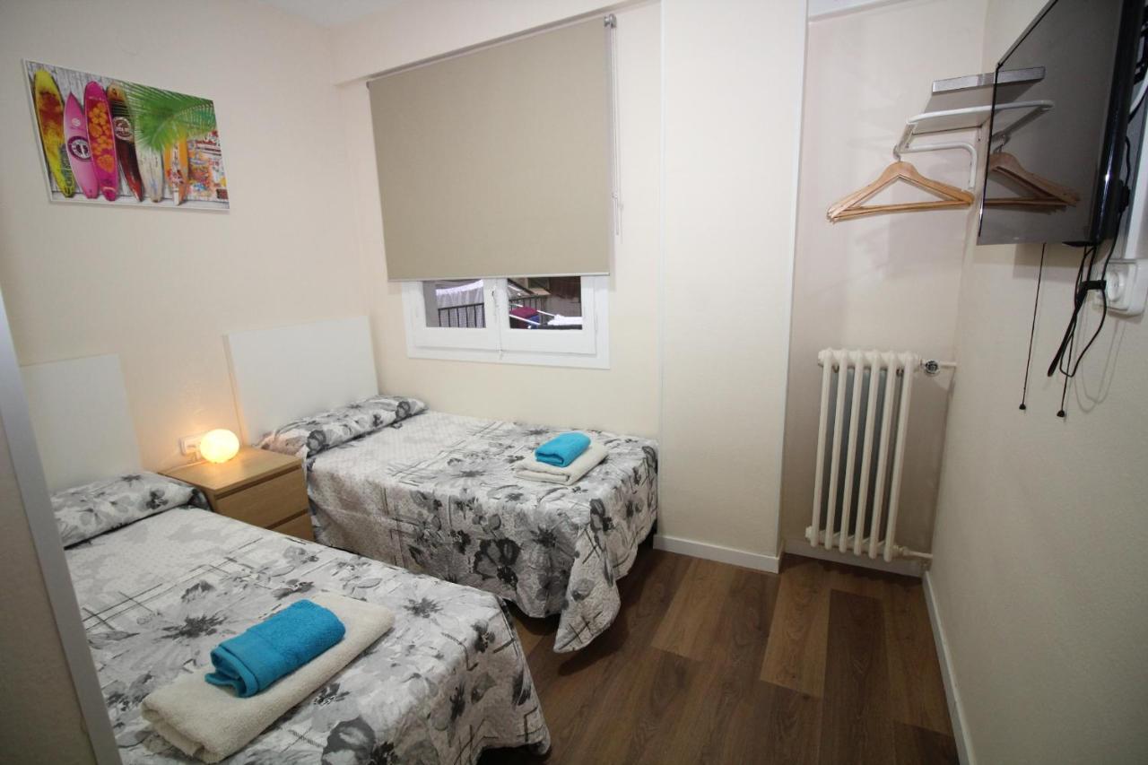 Urgel Habitaciones Barcelona Ngoại thất bức ảnh