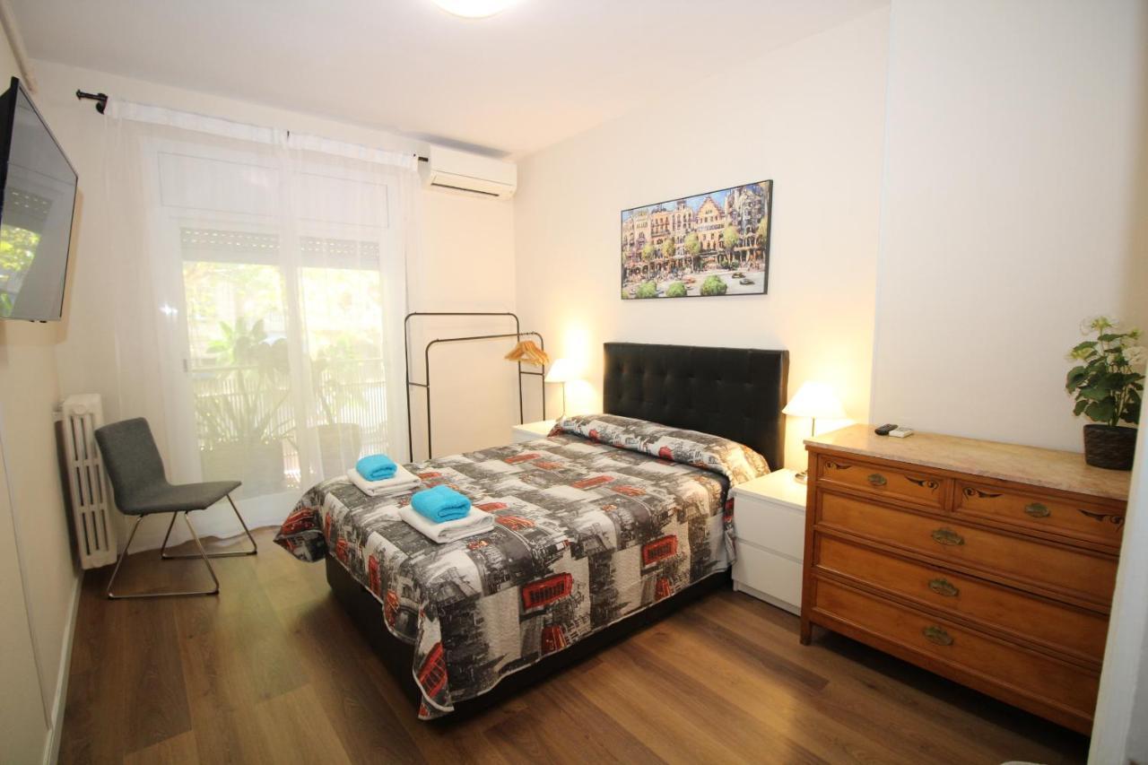 Urgel Habitaciones Barcelona Ngoại thất bức ảnh