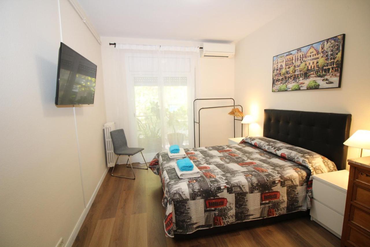 Urgel Habitaciones Barcelona Ngoại thất bức ảnh