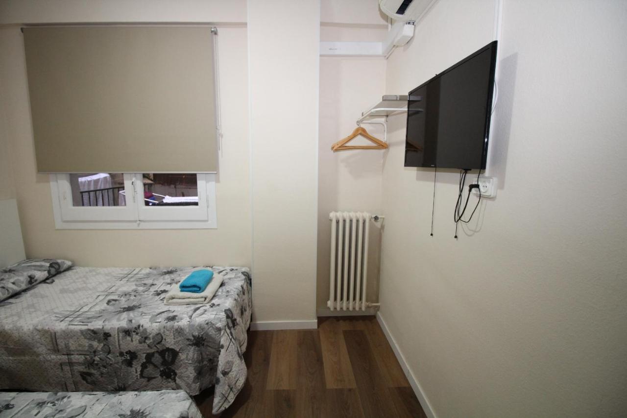 Urgel Habitaciones Barcelona Ngoại thất bức ảnh
