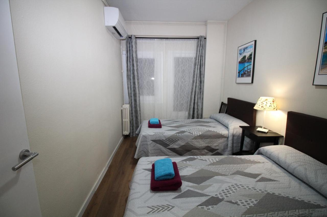 Urgel Habitaciones Barcelona Ngoại thất bức ảnh